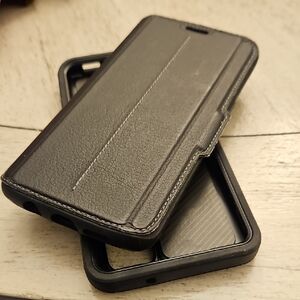 OtterBox Black Phone Case